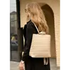Жіночий рюкзак Leoma Cubic беж